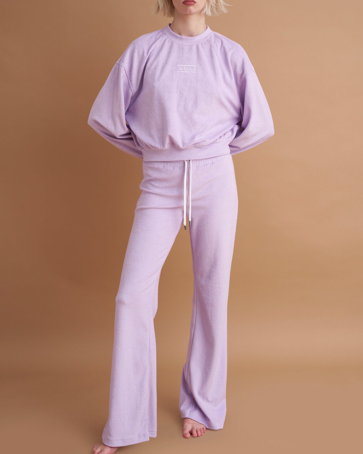 Pantalone tuta a zampa
