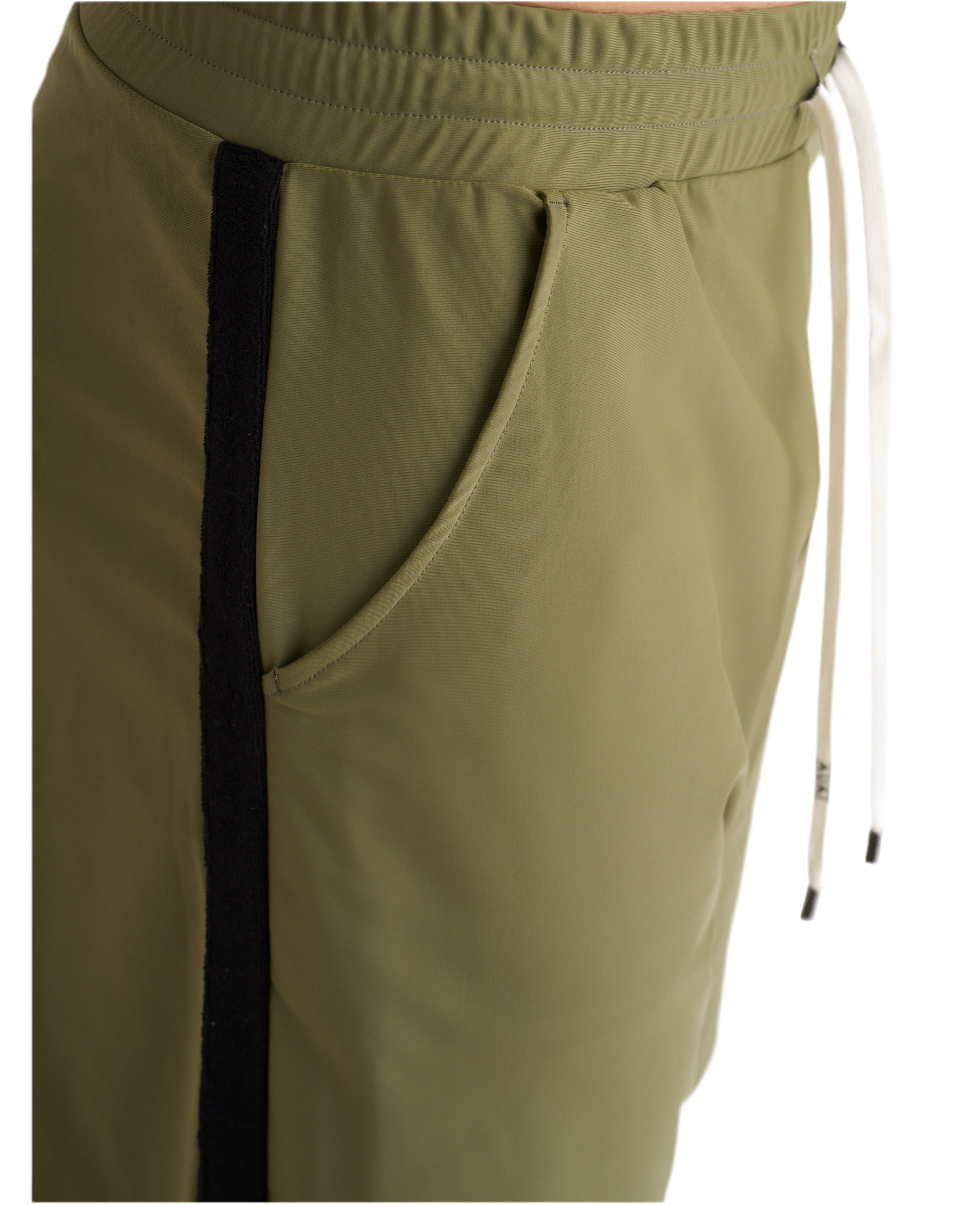 Lycra Bermuda Shorts with Deep Pockets